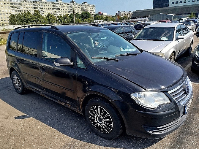 Volkswagen Touran Comfortline Facelift ATM 1.9 TDI 77kW Tallina - foto 8