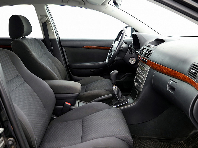 Toyota Avensis Linea Sol 1.8 95kW Tallina - foto 6