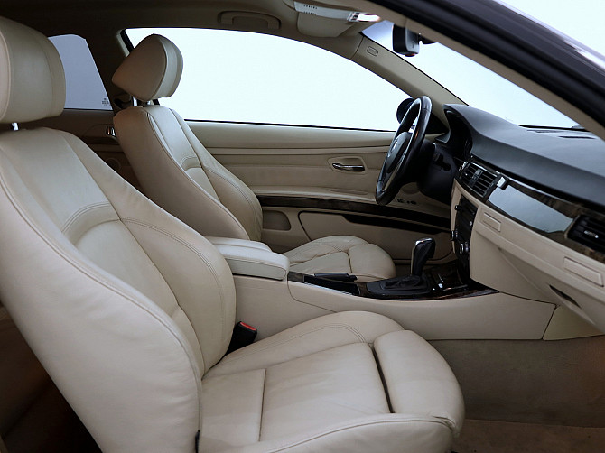 BMW 320 Coupe Sportpakett ATM 2.0 125kW Tallina - foto 6