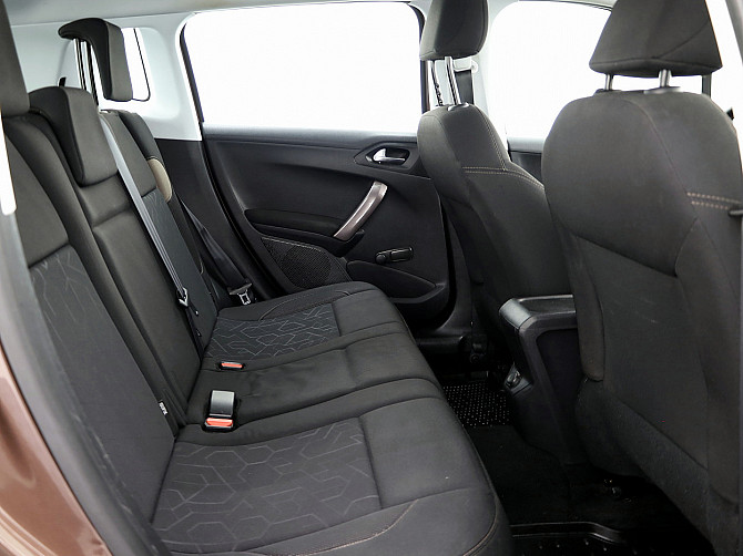 Peugeot 2008 Elegance 1.2 60kW Tallina - foto 7
