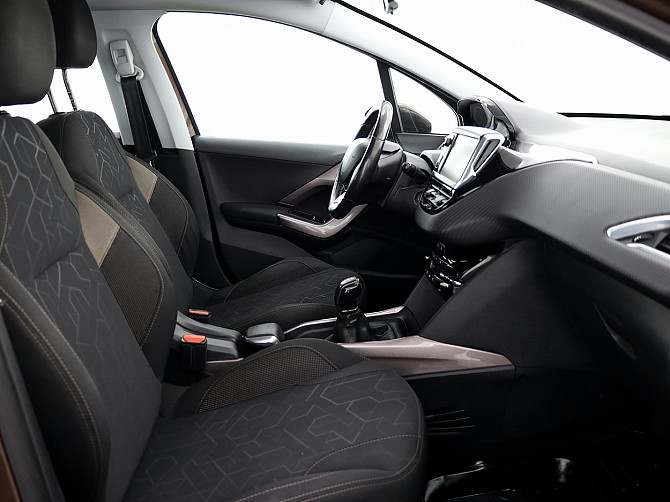 Peugeot 2008 Elegance 1.2 60kW Tallina - foto 6
