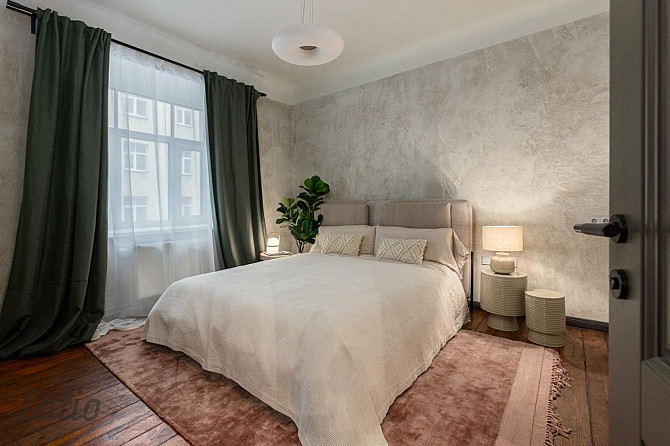 Pārdodu tikko izremontētu dizainera dzīvokli renovētā ēkā ar savu šarmu

Piedāvāju Rīga - foto 1
