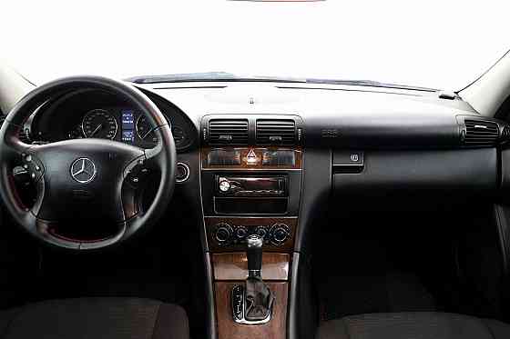 Mercedes-Benz C 200 Elegance Facelift ATM 1.8 Kompressor 120kW Таллин