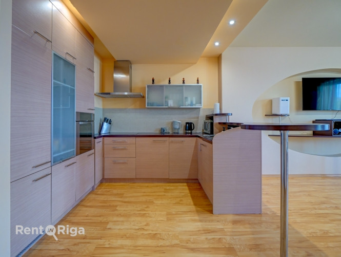 Pārdod modernu 1-istabas studijas tipa dzīvokli ar terasi Pļavniekos!  Meklē ērtu, pilnībā Rīga - foto 13