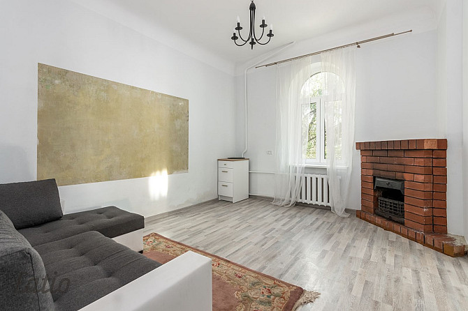 Plašs 5 istabu dzīvoklis Elizabetes ielā pašā Rīgas klusajā centrā

Lieliska iespēja Rīga - foto 1