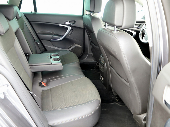 Opel Insignia Cosmo Sports Tourer 2.0 CDTi 96kW Таллин - изображение 7
