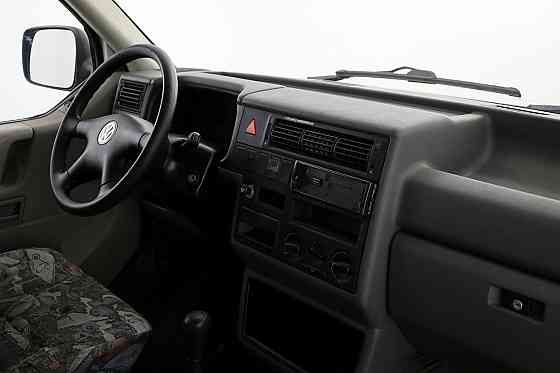 Volkswagen Transporter Camper Facelift 2.5 TDI 75kW Tallina
