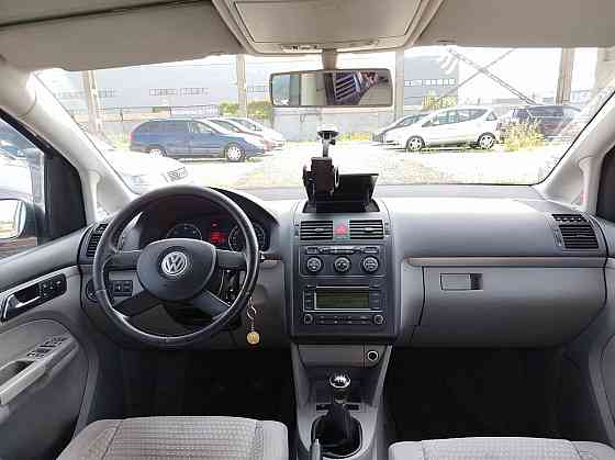 Volkswagen Touran Comfortline 2.0 TDI 100kW Tallina