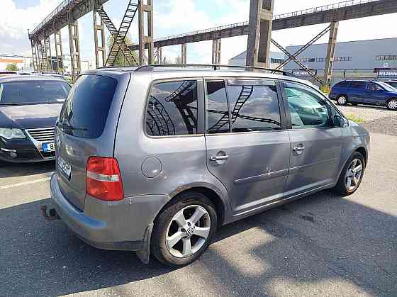Volkswagen Touran Comfortline 2.0 TDI 100kW Tallina