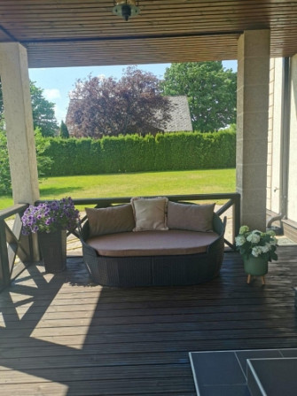 Klasiska stila villa Piņķos. Divstāvu energoefektīva māja ar kopējo platību 255 m2 + 45 m2 Rīgas rajons - foto 8
