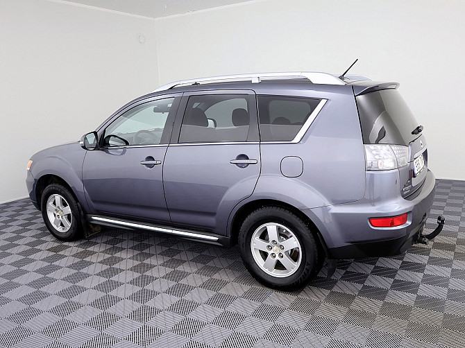 Mitsubishi Outlander Luxury Facelift ATM 2.2 dCi 115kW Таллин - изображение 4