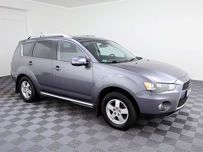 Mitsubishi Outlander Luxury Facelift ATM 2.2 dCi 115kW Таллин - изображение 1