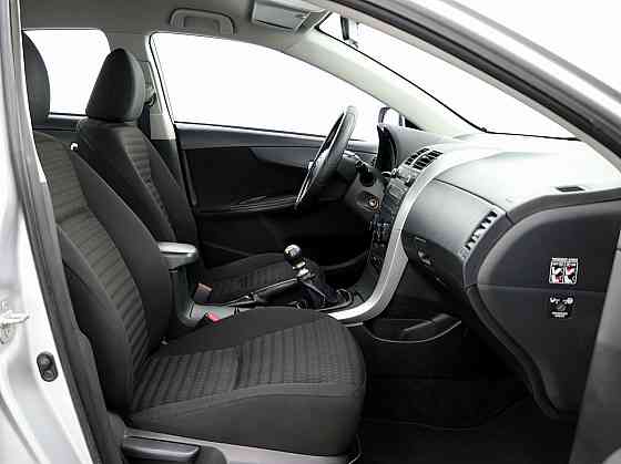 Toyota Corolla Linea Sol Facelift A-C 1.6 97kW Tallina