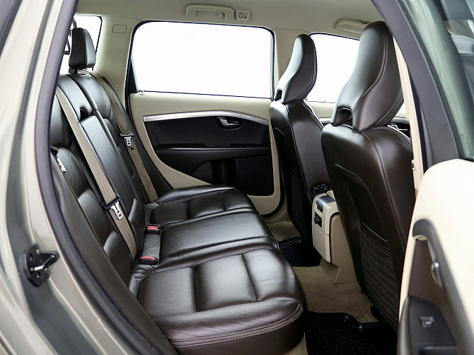 Volvo XC70 Summum Facelift ATM 2.4 D5 151kW Tallina - foto 7