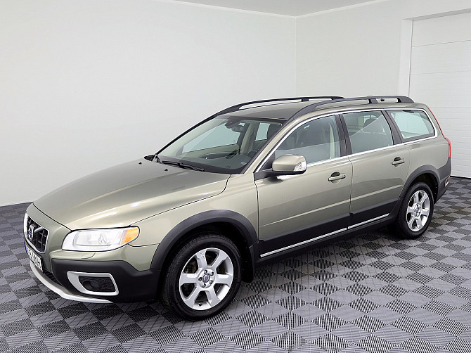 Volvo XC70 Summum Facelift ATM 2.4 D5 151kW Tallina - foto 2