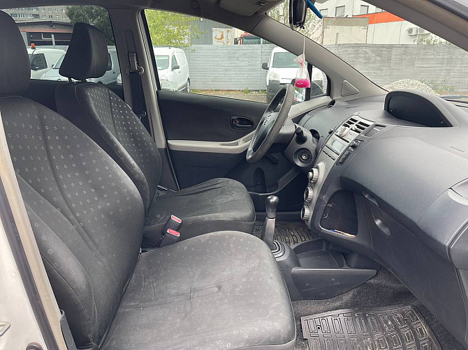 Toyota Yaris Comfort 1.4 D-4D 66kW Tallina - foto 7