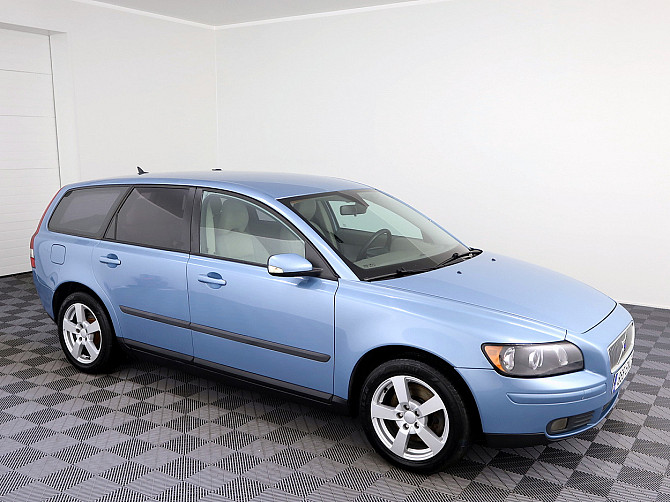 Volvo V50 Momentum 2.0 D4 100kW Tallina - foto 1