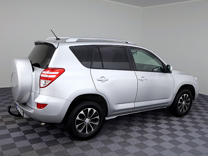 Toyota RAV4 Linea Sol Facelift 2.2 D-4D 110kW Таллин - изображение 3