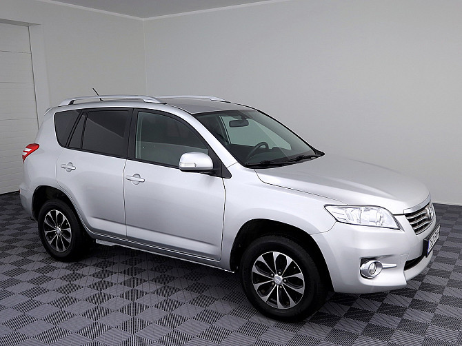 Toyota RAV4 Linea Sol Facelift 2.2 D-4D 110kW Таллин - изображение 1