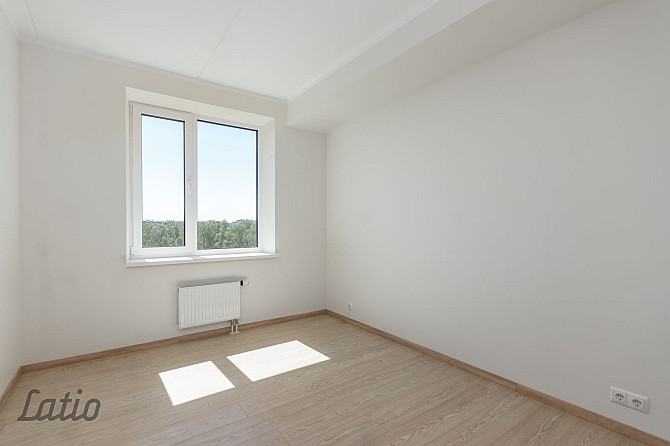 Pārdošanā funkcionāls un kvalitatīvi izbūvēts 4 istabu dzīvoklis modernā dzīvojamā Rīga - foto 5