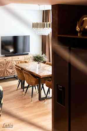 Izīrē stilīgu un plašu dzīvokli River Breeze Residence  dzīvo prestiži Daugavas krastā

Tiek izīrēts Rīga