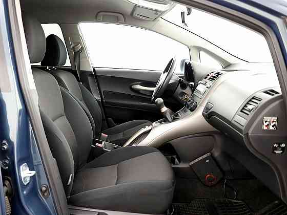 Toyota Auris Linea Sol A-C 1.4 71kW Таллин