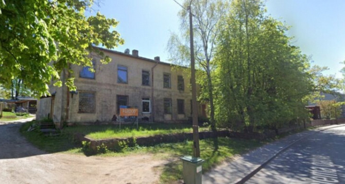 Pārdod renovējamu 2-stāvīgu, koka-mūra ēku ar zemi.  Ēkas pirmajā stāvā atrodas Rīga - foto 5