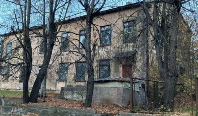 Pārdod renovējamu 2-stāvīgu, koka-mūra ēku ar zemi.  Ēkas pirmajā stāvā atrodas Rīga - foto 6