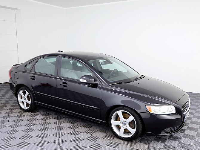 Volvo S40 Summum Facelift ATM 2.0 D4 130kW Таллин - изображение 1