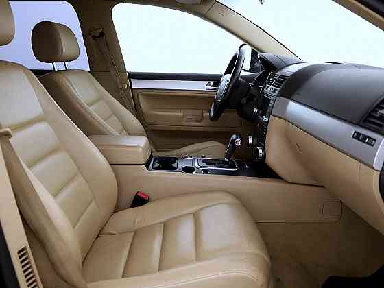 Volkswagen Touareg Highline Facelift ATM 3.0 TDI 165kW Таллин