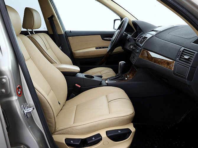 BMW X3 xDrive M-Pakett Facelift ATM 3.0 SD 210kW Tallina - foto 6