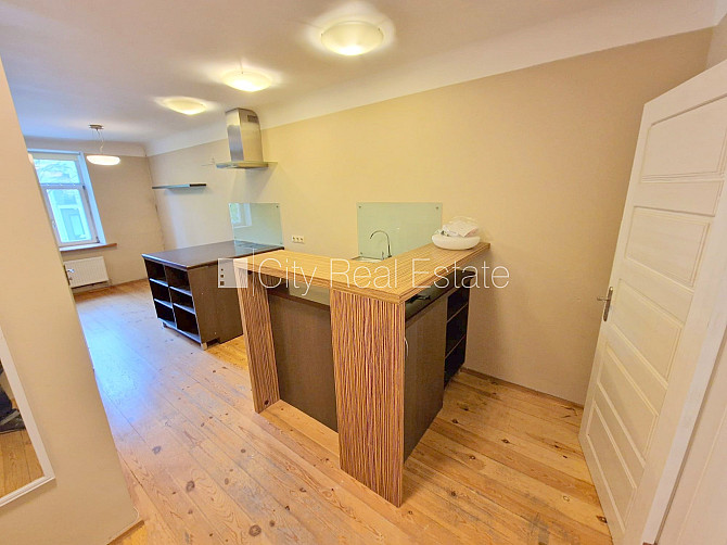 Pagalma ēka, ieeja no pagalma, ir lifts, sauna, guļamistabu skaits 3 gab., viesistaba, sporta Rīga - foto 11