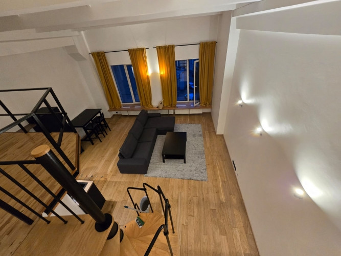 Pārdod izsmalcinātu divu līmeņu studiotipa dzīvokli!  Piedāvājumā unikāls, tikko Rīga - foto 3
