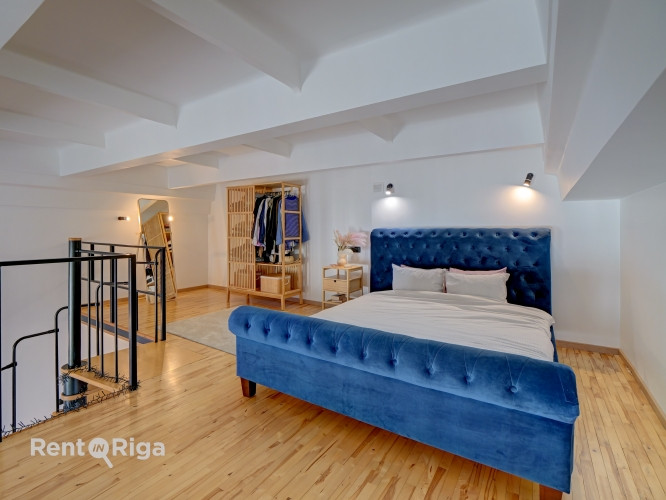 Pārdod izsmalcinātu divu līmeņu studiotipa dzīvokli!  Piedāvājumā unikāls, tikko Rīga - foto 16