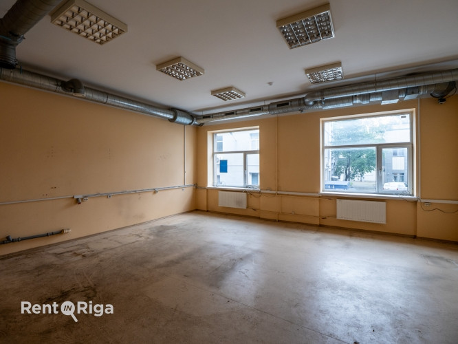 Просторная недвижимость в Тейке  Предлагается к покупке крупный объект Рига - изображение 9
