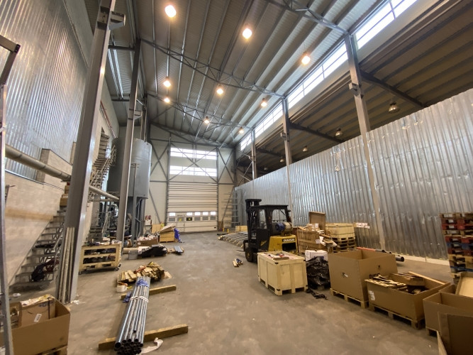 Noliktava Āgenskalnā.  + 1. stāvs; + Griestu augstums ~ 11m. + Paceļamie vārti 4.2x6m. + Gluda Rīga - foto 2