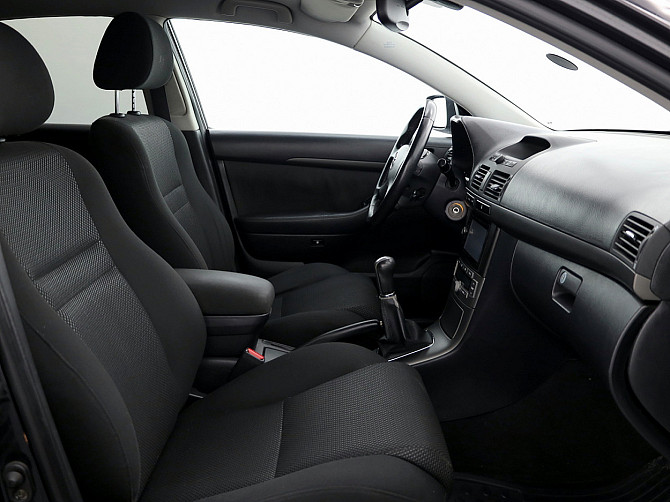 Toyota Avensis Linea Sol 2.0 108kW Tallina - foto 6