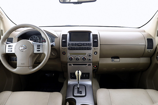 Nissan Pathfinder Luxury ATM 2.5 dCi 128kW Таллин - изображение 5