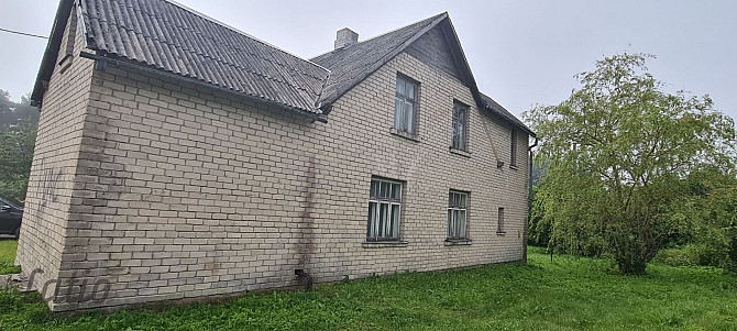 Pavisam tuvu jūrai pardod plašu īpašumu, kas sastāv no 2 zemes gabaliem (0,55 un 0,3855 ha) un remon Талси и Талсинский край - изображение 3