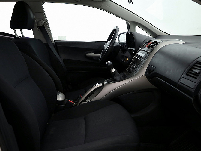Toyota Auris Linea Sol 1.6 91kW Таллин - изображение 6
