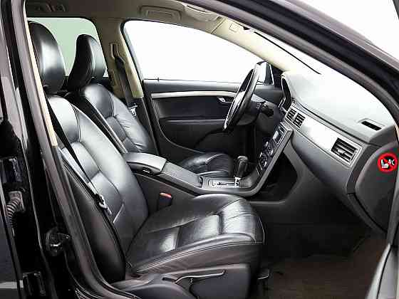 Volvo V70 Summum ATM 2.4 D5 136kW Tallina