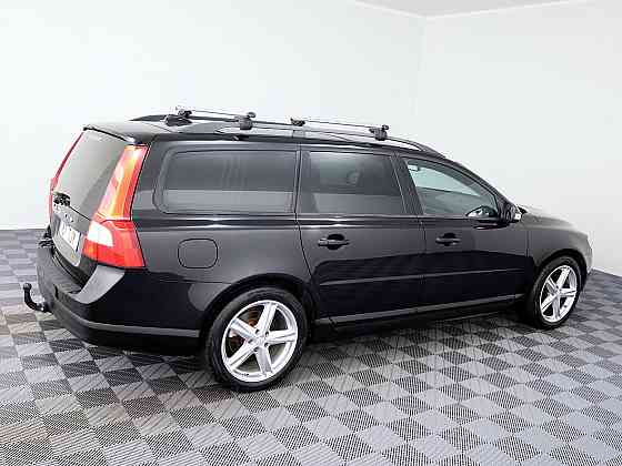 Volvo V70 Summum ATM 2.4 D5 136kW Tallina