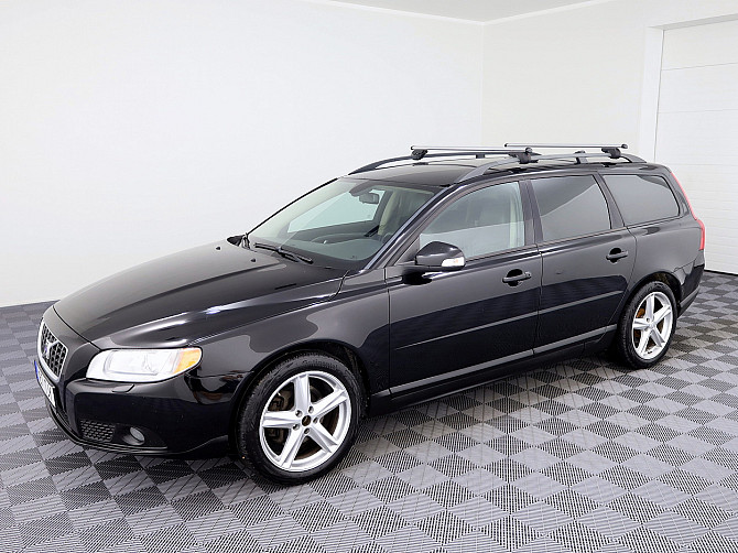 Volvo V70 Summum ATM 2.4 D5 136kW Tallina - foto 2