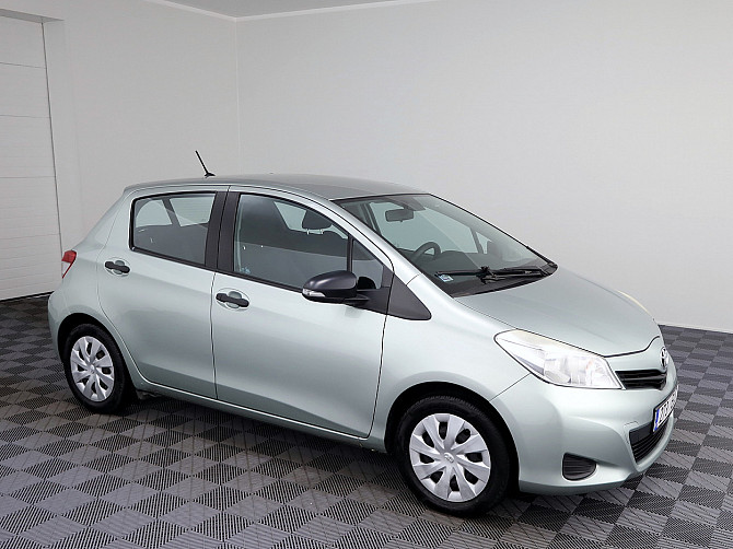 Toyota Yaris Linea Sol A-C 1.3 73kW Tallina - foto 1