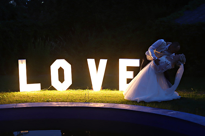 В Риге любое торжество, в подарок скидки юбилярам, свадьбам. Территория=2000 кв. м. с бассейном... Рига - изображение 6