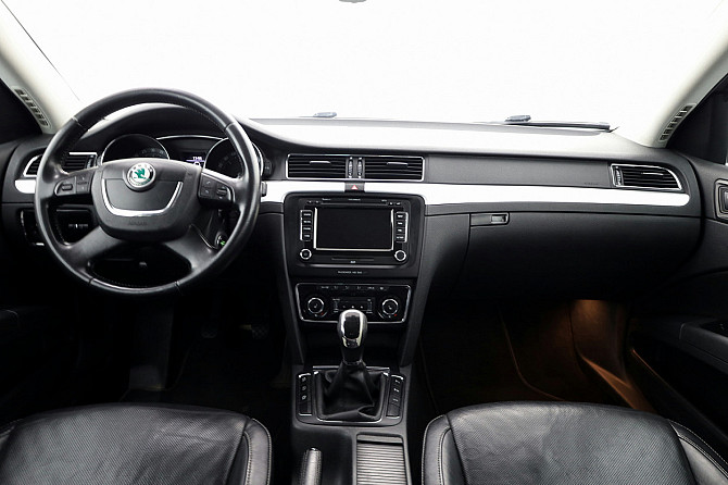 Skoda Superb Highline Facelift 1.6 TDI 77kW Tallina - foto 5
