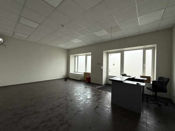 Pārdod tirdzniecības telpas Rīgas centrā  ideāla vieta veikalam vai pakalpojuma sniedzējiem! Rīga - foto 11