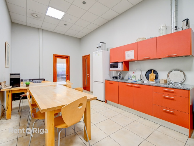 Biroja telpas Pļavniekos, jaunā biroju noliktavu  kompleksā, 2. stāvā.   Fiksēta nomas maksa. Rīga - foto 14