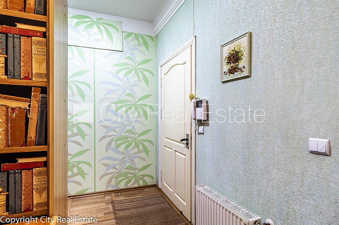 Fasādes māja, renovēta māja, slēgts pagalms, ieeja no ielas un pagalma, kāpņu telpa pēc Rīga - foto 17
