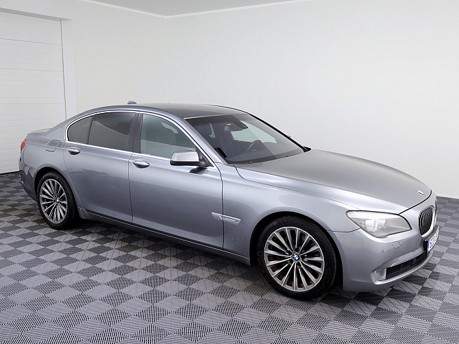 BMW 750 Executive 4.4 300kW Таллин - изображение 1
